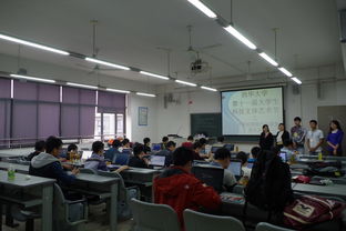 西華大學(xué)第十一屆大學(xué)生科技文體藝術(shù)節(jié)之計(jì)算機(jī)輔助產(chǎn)品造型設(shè)計(jì)大賽與設(shè)計(jì)技術(shù)培訓(xùn)側(cè)記